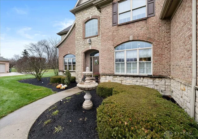 Homes for sale in Sidney, OH | 1162 Ontario Ct, Sidney, OH 45365 | MLS# 960569