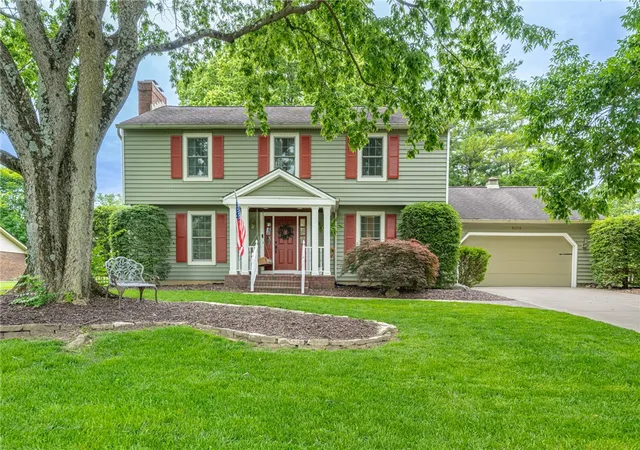 1st image of 1004 Quail Run Dr, Dayton, OH 45458 | MLS# 960616
