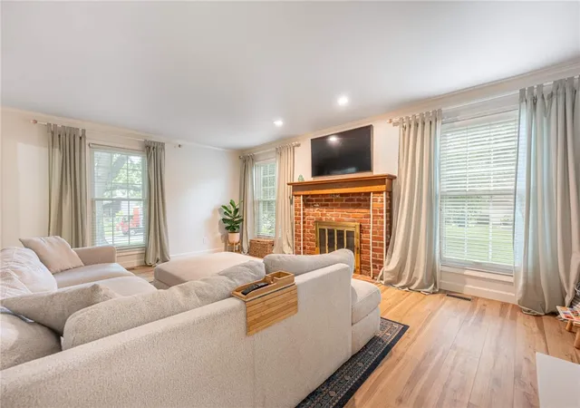 Photo 4 of Sale Pending at 1004 Quail Run Dr, Dayton, OH 45458 | MLS# 960616 | Listing updated on 2026-06-26