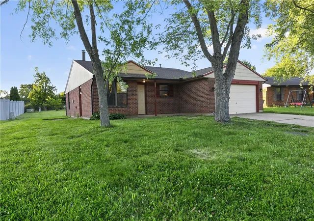 3rd image of 8454 Trowbridge Wy, Dayton, OH 45424 | MLS# 958977