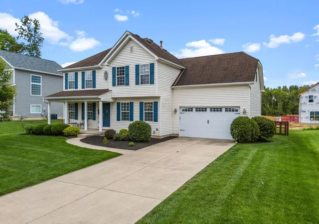 Homes for sale in Xenia, OH | 1834 Highlander Dr, Xenia, OH 45385 | MLS# 960503