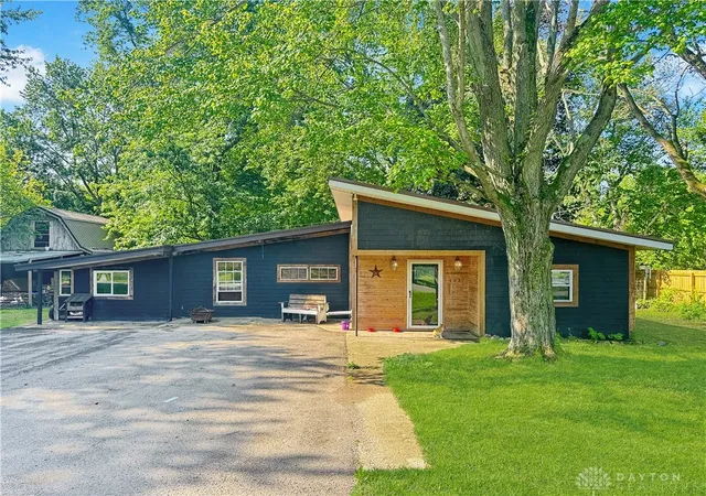 image of 1337 W Dallas Rd, Urbana, OH 43078 | MLS# 960706