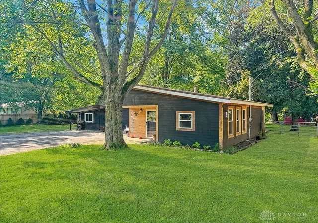image of 1337 W Dallas Rd, Urbana, OH 43078 | MLS# 960706