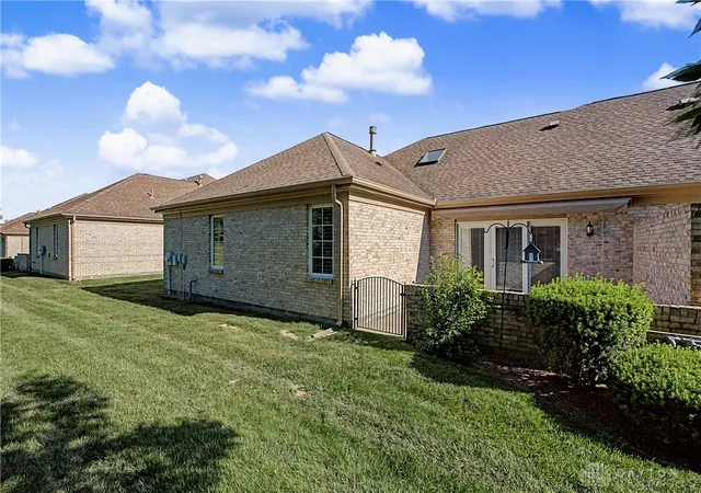 image of 6846 Lorien Woods Dr, Dayton, OH 45459 | MLS# 960047