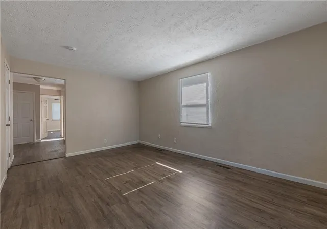 Listing Photo 3 - Condo for sale in building located at 53 Bennington Dr, Dayton, OH 45405