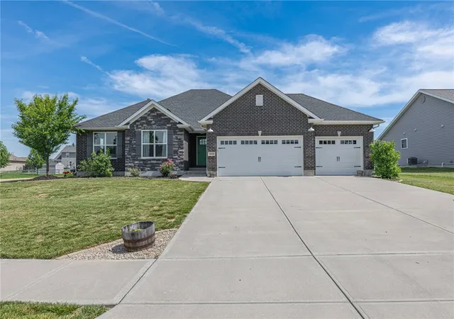 Homes for sale in Carlisle, OH | 100 Union Crossing Dr, Carlisle, OH 45005 | MLS# 960717