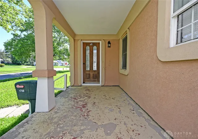 4th image of 1708 Vancouver Dr, Dayton, OH 45406 | MLS# 960784