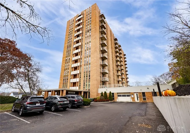 2nd image of 2230 S Patterson Blvd, Dayton, OH 45409