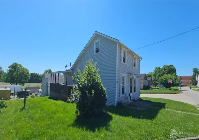 Homes for sale in Lewisburg, OH | 700 Walnut St, Lewisburg, OH 45338 | MLS# 960690