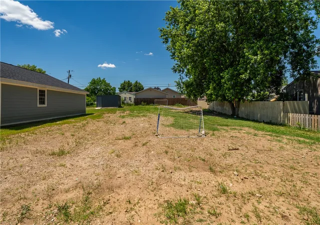 Homes for sale in Moraine, OH | 2545 Gladstone St, Moraine, OH 45439 | MLS# 960631