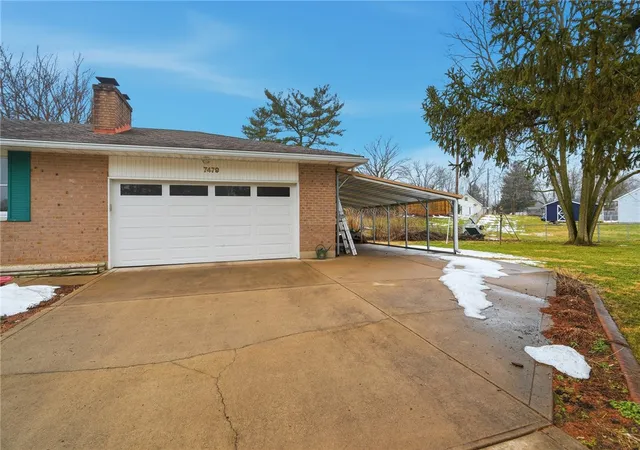 Homes for sale in Franklin Twp, OH | 7479 Flamingo St, Franklin Twp, OH 45005 | MLS# 960812