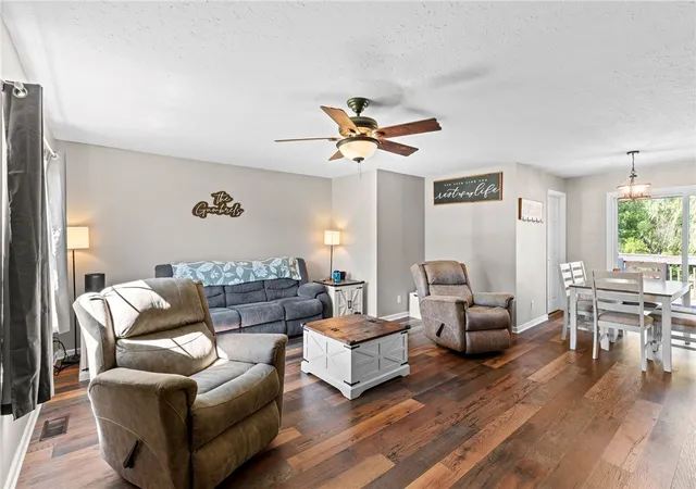 Homes for sale in Franklin Twp, OH | 9557 Roberts Dr, Franklin Twp, OH 45005 | MLS# 960413