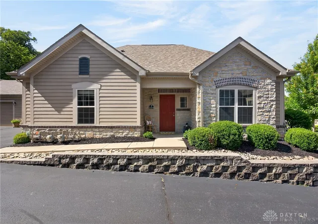 2nd image of 2484 Locust Hill Blvd, Beavercreek, OH 45431 | MLS# 960844