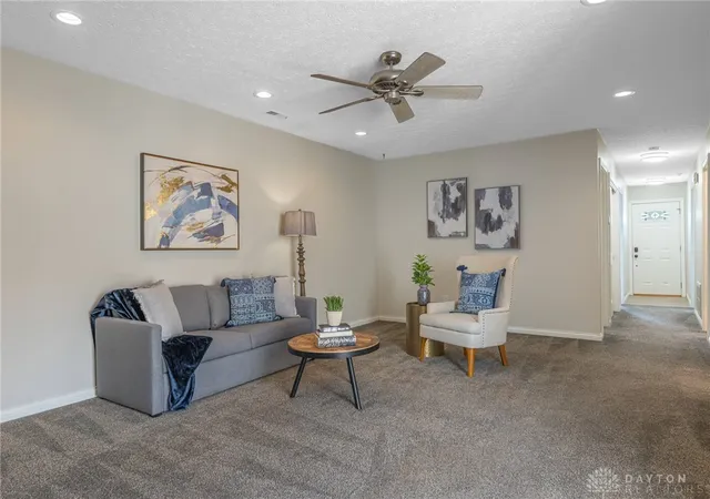 2nd image of 957 Pine Needles Dr, Washington Twp, OH 45458 | MLS# 960846