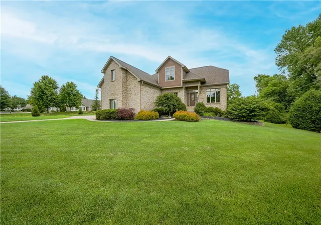 Photo 1 of Single family home for sale at 9922 Arn Dr, Dayton, OH 45458 | MLS# 960645 | Listing updated on 2026-07-29