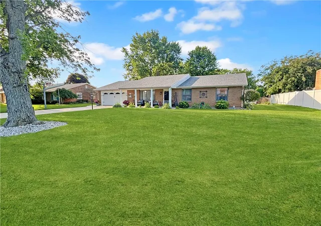 Homes for sale in Greenville, OH | 768 Gardenwood Dr, Greenville, OH 45331 | MLS# 960831
