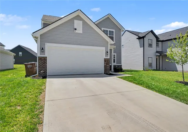 Photo 3 of Single family home for sale at 1513 Arrowhead Dr, Piqua, OH 45356 | MLS# 960834 | Listing updated on 2026-08-27
