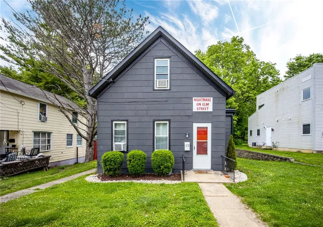 1st image of 319 N Elm St, Oxford, OH 45056 | MLS# 960869
