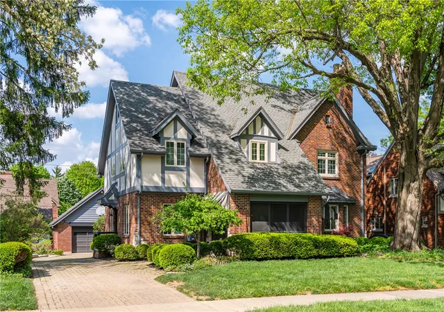 1st image of 239 Spirea Dr, Oakwood, OH 45419 | MLS# 960847