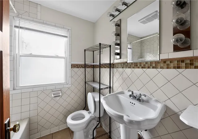 16th image of 24 Redder Ave, Dayton, OH 45405 | MLS# 960110