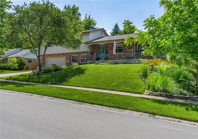Photo 1 of Sale Pending at 623 Silverleaf Dr, Dayton, OH 45431 | MLS# 960348 | Listing updated on 2026-07-12