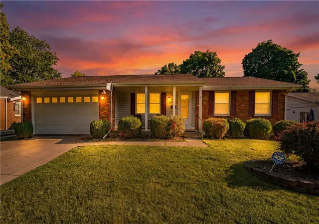2nd image of 4939 Sweetbirch Dr, Dayton, OH 45424 | MLS# 960850