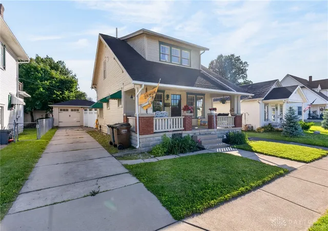 Homes for sale in Piqua, OH | 405 Riverside Dr, Piqua, OH 45356 | MLS# 960922