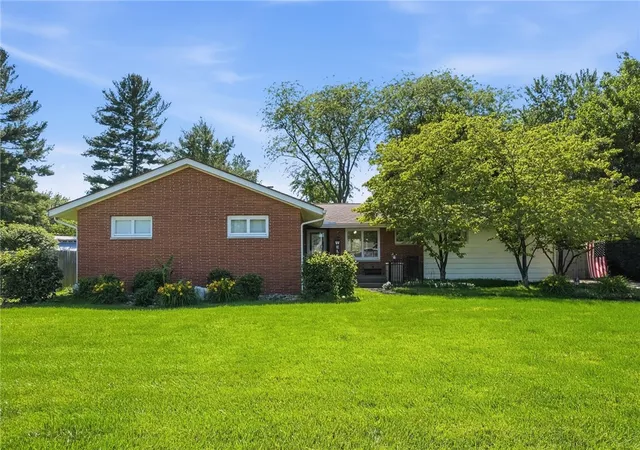 Homes for sale in Xenia, OH | 800 N Monroe Dr, Xenia, OH 45385 | MLS# 960668