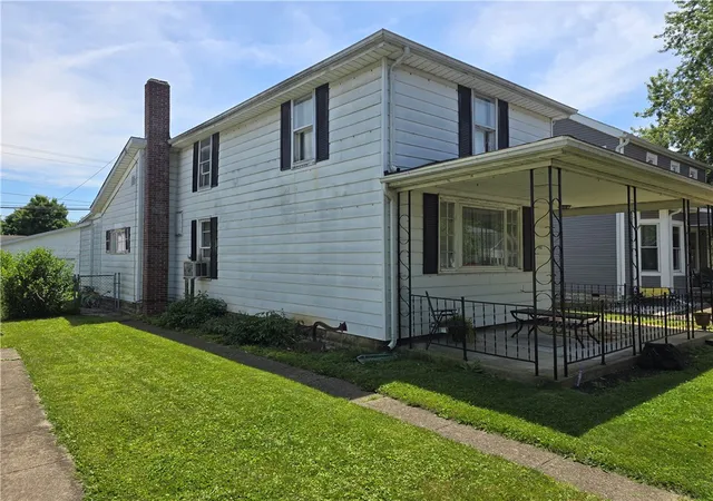 Homes for sale in Camden, OH | 142 N Main St, Camden, OH 45311 | MLS# 960945