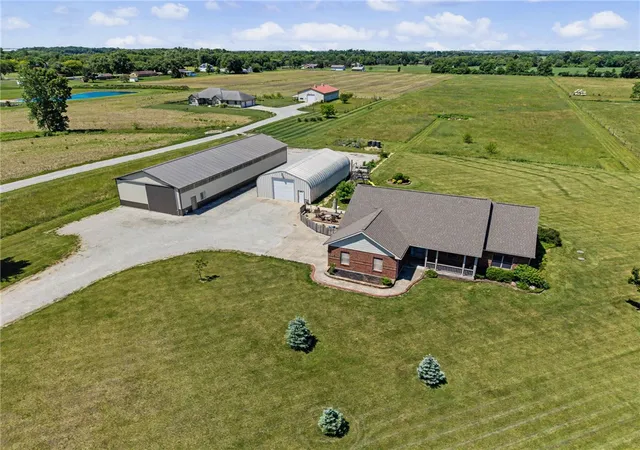Homes for sale in Tipp City, OH | 7338 Bard Rd, Tipp City, OH 45371 | MLS# 960835