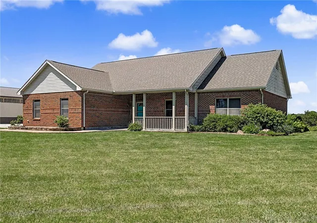Homes for sale in Tipp City, OH | 7338 Bard Rd, Tipp City, OH 45371 | MLS# 960835