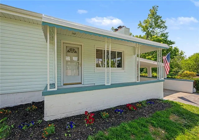 Photo 3 of Sale Pending at 950 N 12th Street, Miamisburg, OH 45342 | MLS# 960967 | Listing updated on 2026-06-24