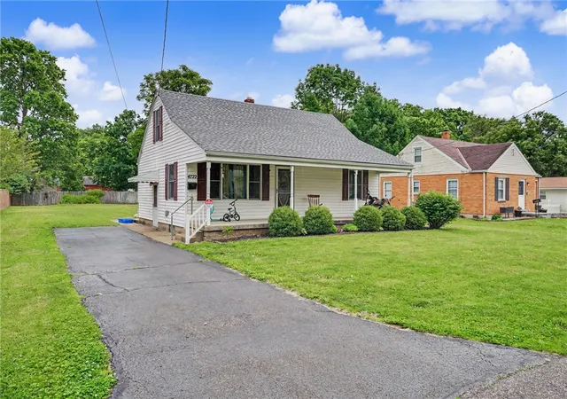 Photo 3 of Single family home for sale at 4722 Fairfield Ave, Fairfield, OH 45014 | MLS# 960975 | Listing updated on 2026-07-05