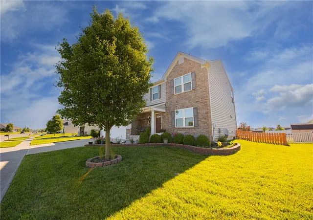 3rd image of 1120 Senna St, Tipp City, OH 45371 | MLS# 960642