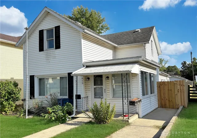 Homes for sale in Greenville, OH | 615 E Main St, Greenville, OH 45331 | MLS# 960987