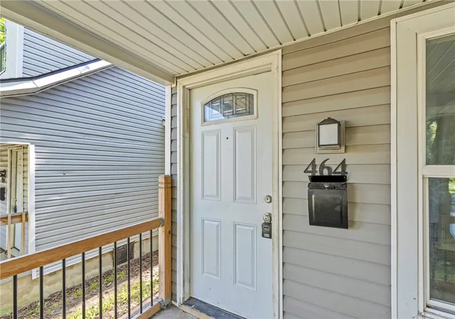 Listing Photo 5 - Condo for sale in building located at 464-466 Dearborn Ave, Dayton, OH 45417