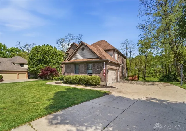 Photo 2 of Sale Pending at 296 Timberleaf Dr, Beavercreek, OH 45430 | MLS# 960606 | Listing updated on 2026-06-25