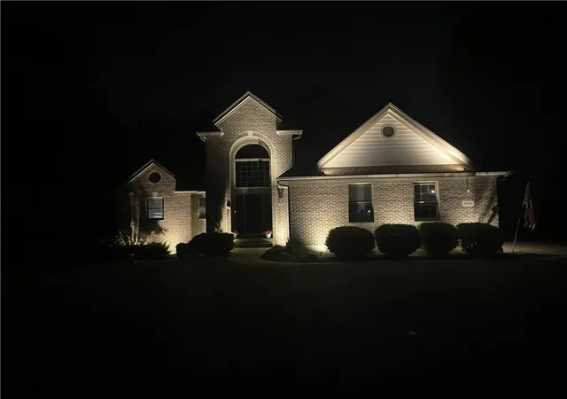 Photo 3 of Sale Pending at 296 Timberleaf Dr, Beavercreek, OH 45430 | MLS# 960606 | Listing updated on 2026-06-25