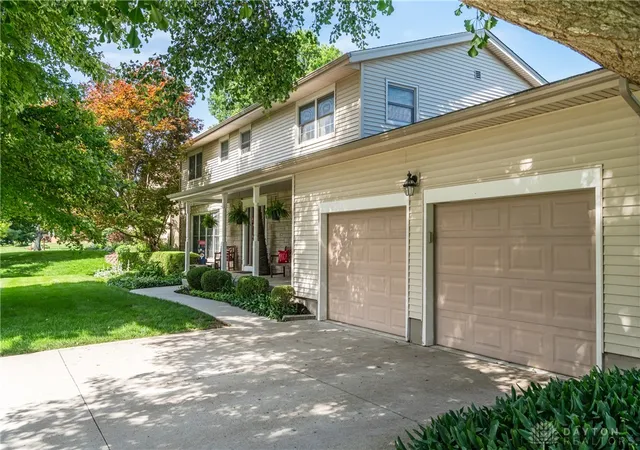 3rd image of 3796 Saint Andrews Dr, Fairborn, OH 45324 | MLS# 960817