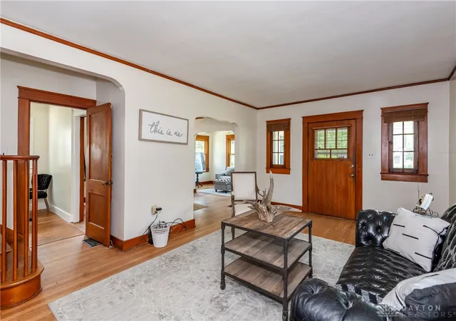 Homes for sale in Oakwood, OH | 201 Wiltshire Blvd, Oakwood, OH 45419 | MLS# 961092