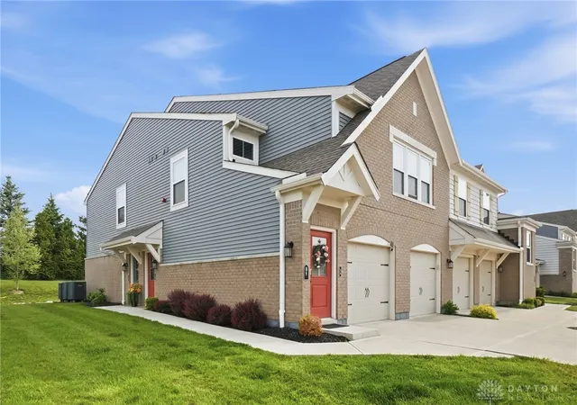 3rd image of 16 Waterlily Dr, Springboro, OH 45066 | MLS# 959507