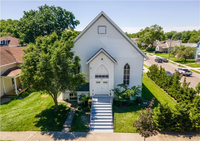 1st image of 200 S Monroe St, Troy, OH 45373 | MLS# 961153