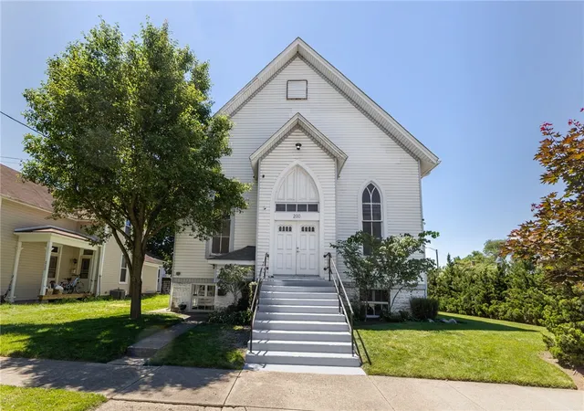 Photo 3 of Single family home for sale at 200 S Monroe St, Troy, OH 45373 | MLS# 961153 | Listing updated on 2026-06-16