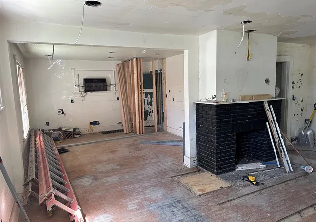 Photo 4 of Single family home for sale at 621 Westwood Ave, Dayton, OH 45402 | MLS# 961187 | Listing updated on 2026-09-29