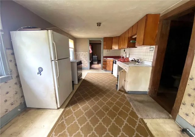 Photo 3 of Single family home for sale at 417 E Poplar St, Sidney, OH 45365 | MLS# 961247 | Listing updated on 2026-07-31