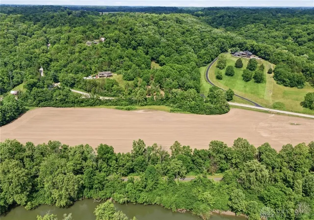 3rd image of 2084 Corwin Rd, Oregonia, OH 45054 | MLS# 961260