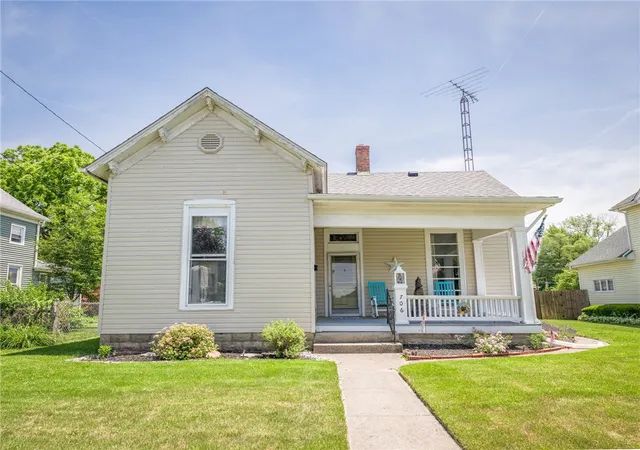 Homes for sale in Eaton, OH | 706 N Barron St, Eaton, OH 45320 | MLS# 961111