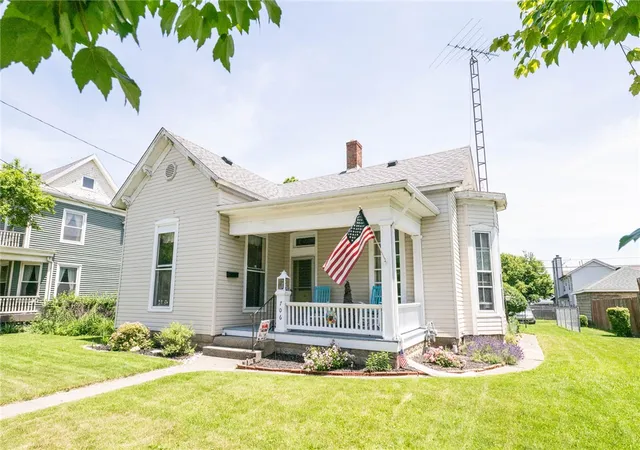 Homes for sale in Eaton, OH | 706 N Barron St, Eaton, OH 45320 | MLS# 961111