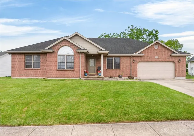 Homes for sale in Sidney, OH | 1185 Huron Ct, Sidney, OH 45365 | MLS# 961328