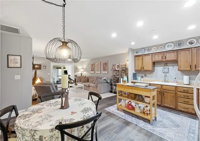 Homes for sale in Beavercreek, OH | 3151 Kerry Dr, Beavercreek, OH 45434 | MLS# 961340